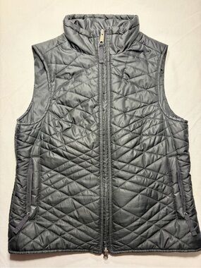 Royal Robbins Quilted Sleeveless Vest in Black